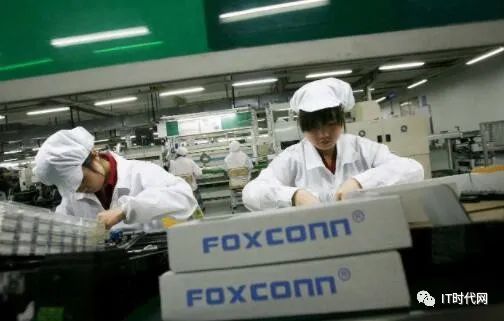 富士康轉型陣痛 代工帝國告別“謹慎”，押注造車新賽道