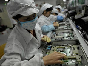 “機器人革命”下的富士康解雇六萬員工 技術替代與個體困境的深刻反思